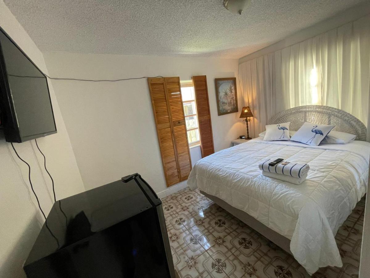 Habitacion Centrica Calle 8 マイアミ エクステリア 写真