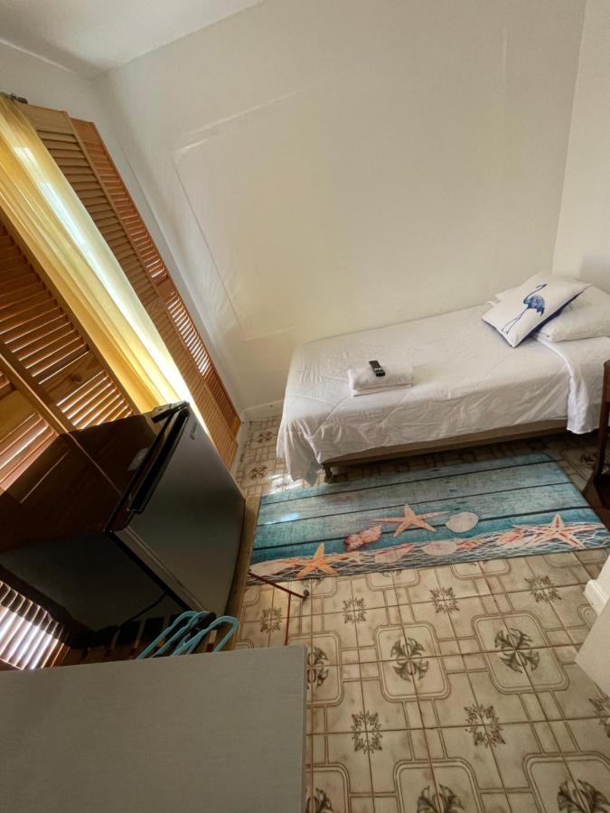 Habitacion Centrica Calle 8 マイアミ エクステリア 写真